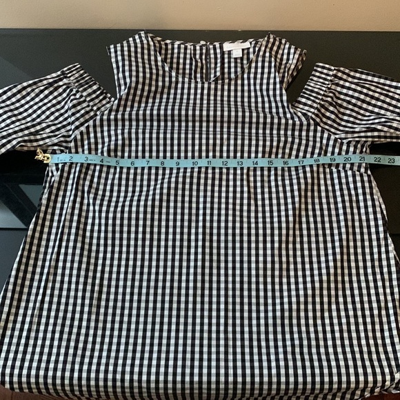 Cold Shoulder Tunic XL - Picture 5 of 6